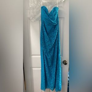 David’s Bridal strapless dress in Malibu size 10